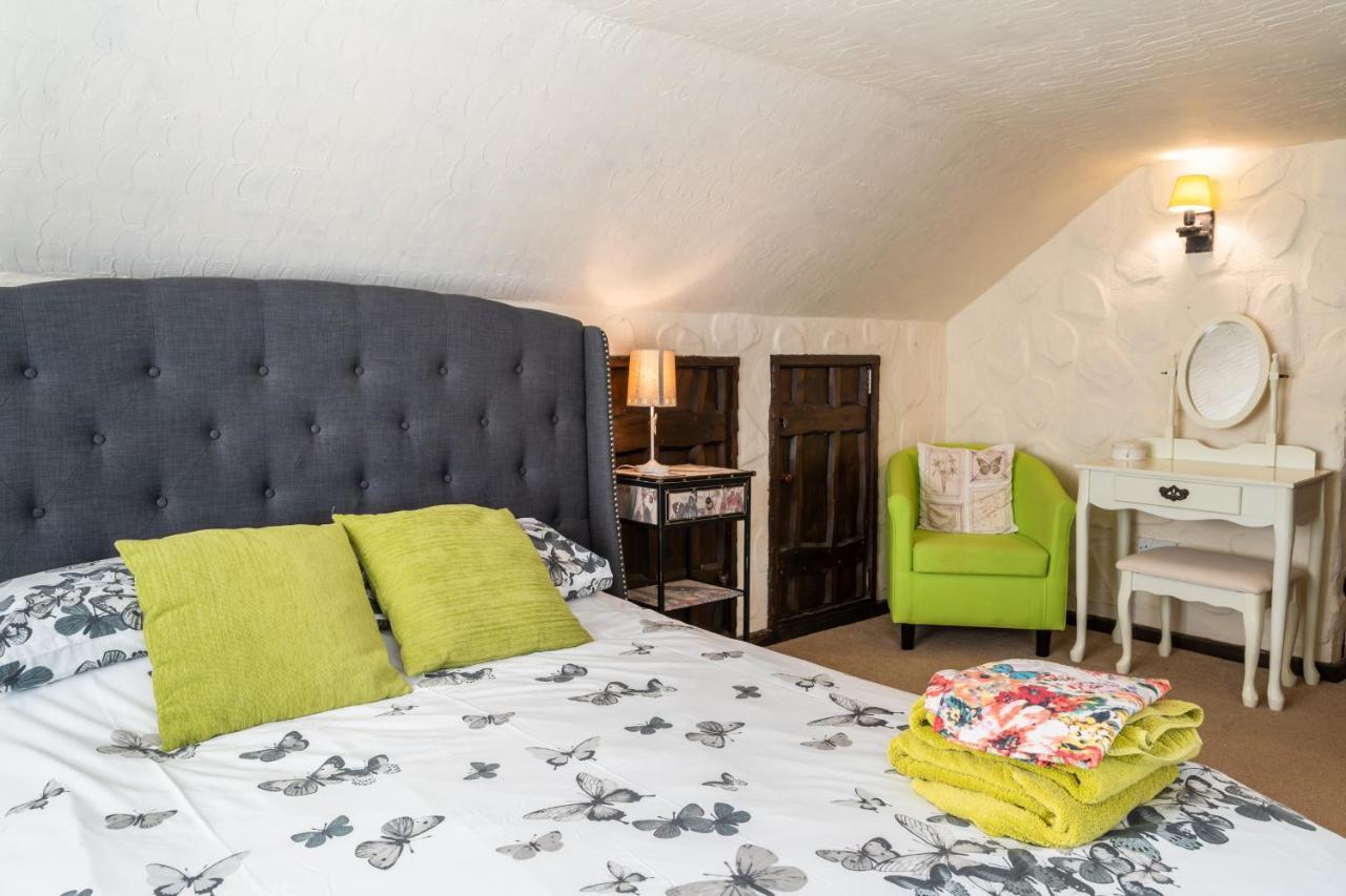 Finest Retreats - The Old Church House Inn Broadhempston 外观 照片