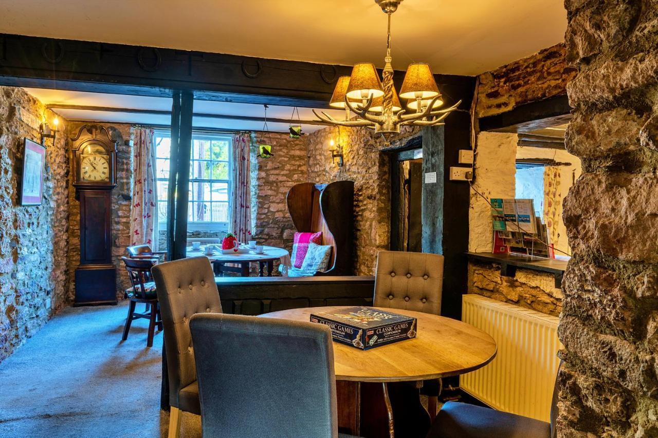 Finest Retreats - The Old Church House Inn Broadhempston 外观 照片