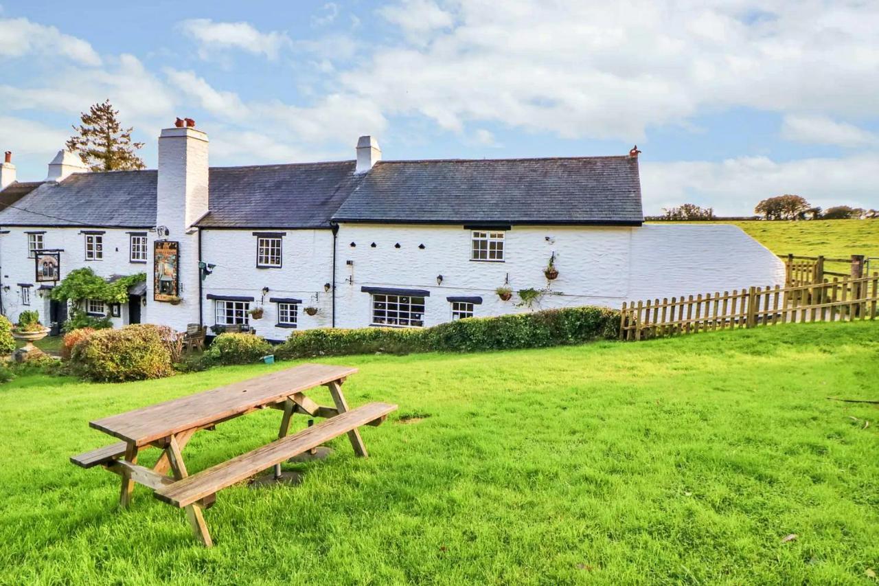 Finest Retreats - The Old Church House Inn Broadhempston 外观 照片