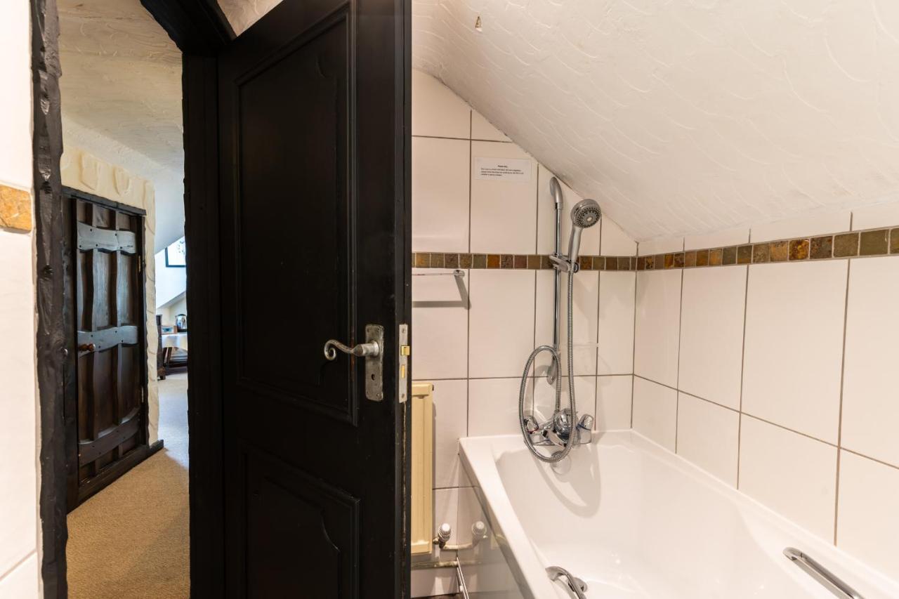 Finest Retreats - The Old Church House Inn Broadhempston 外观 照片