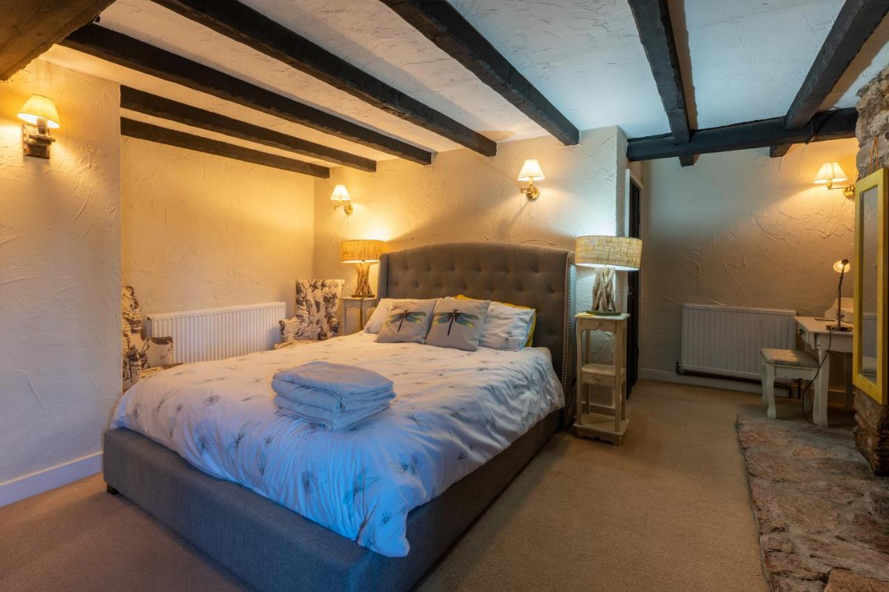 Finest Retreats - The Old Church House Inn Broadhempston 外观 照片
